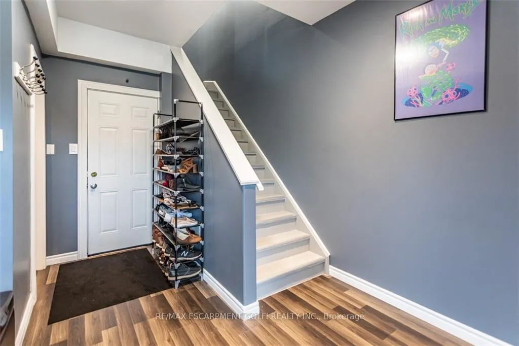 Photo 21 of Unit 12, 8 Hemlock Way, Grimsby, Grimsby West — HOMEH
