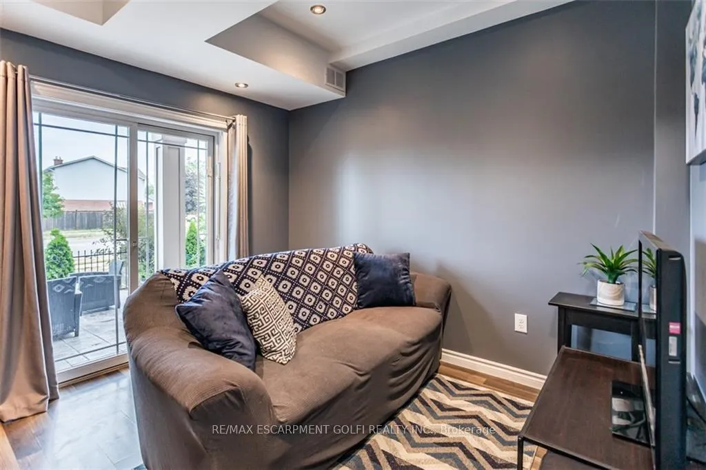 Photo 22 of Unit 12, 8 Hemlock Way, Grimsby, Grimsby West — HOMEH