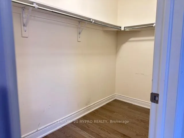 Photo 6 of Unit Master Bedroom, 16 Phillipsen Way, Markham, Cedarwood — HOMEH