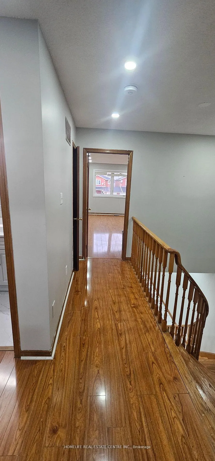 Photo 4 of 89 Woodsend Run, Brampton, Fletcher's Creek South — HOMEH