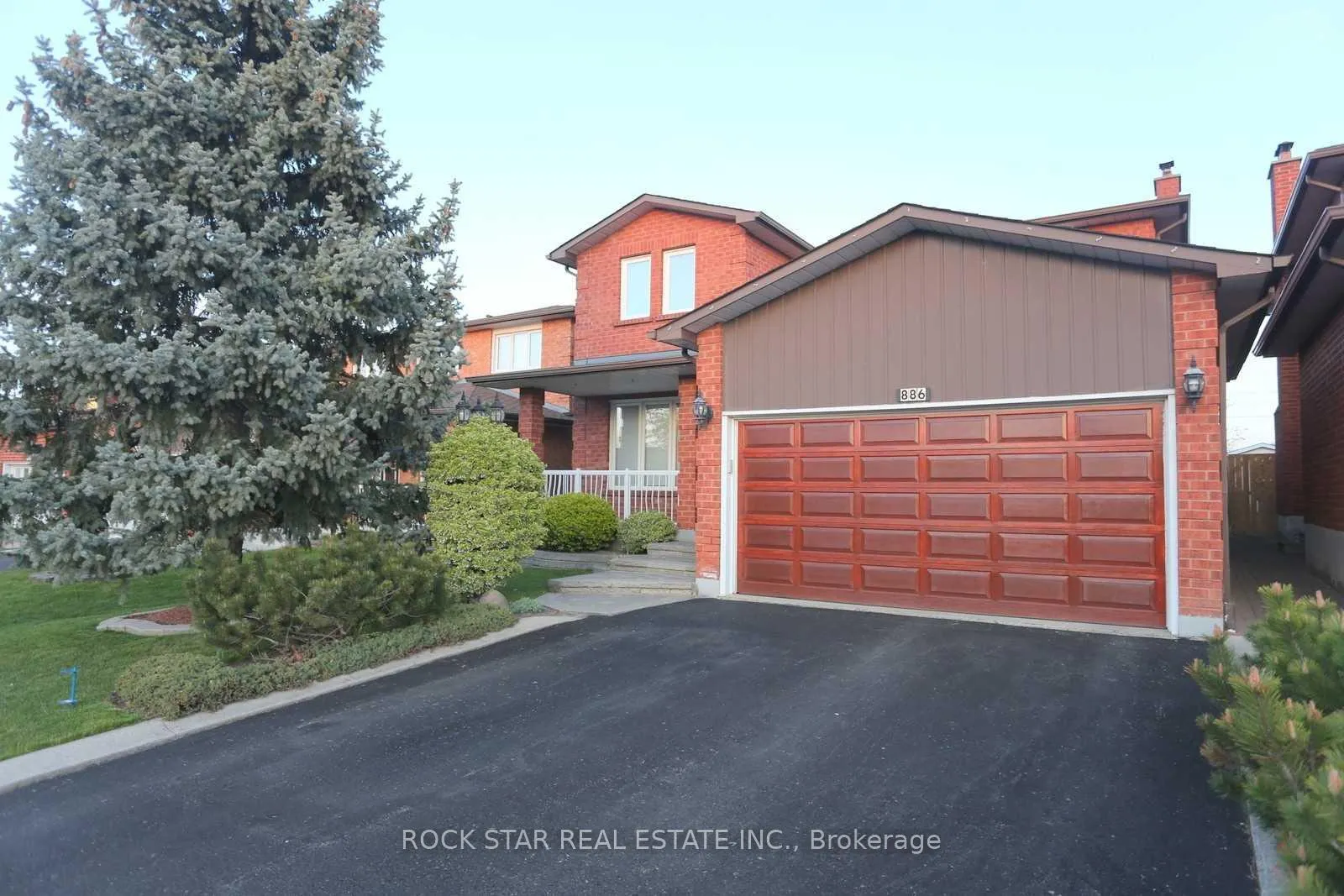 Photo 1 of 886 Wetherby Lane, Mississauga, Rathwood — HOMEH