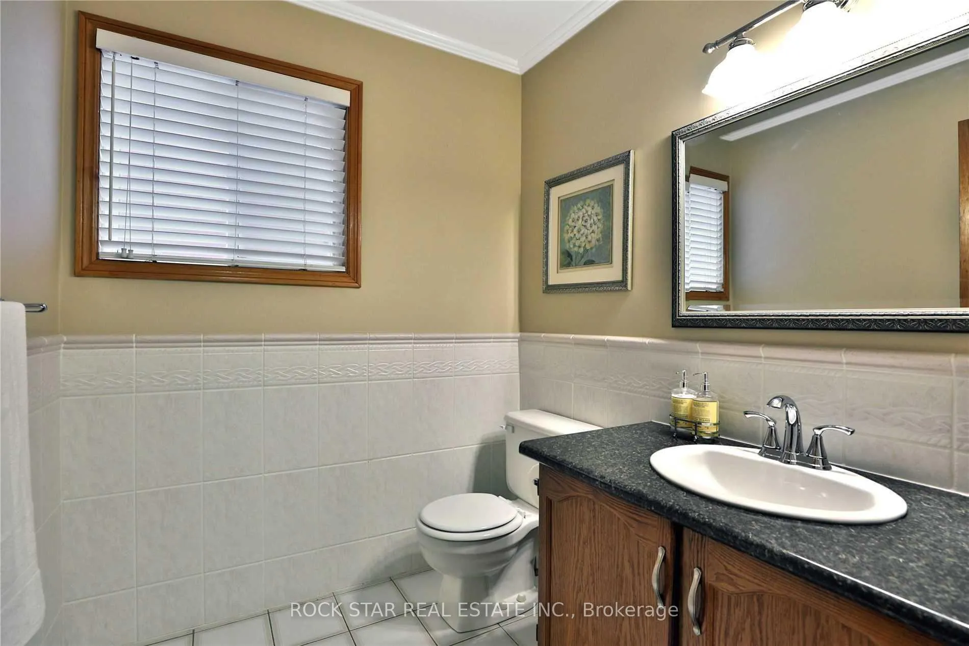 Photo 9 of 886 Wetherby Lane, Mississauga, Rathwood — HOMEH