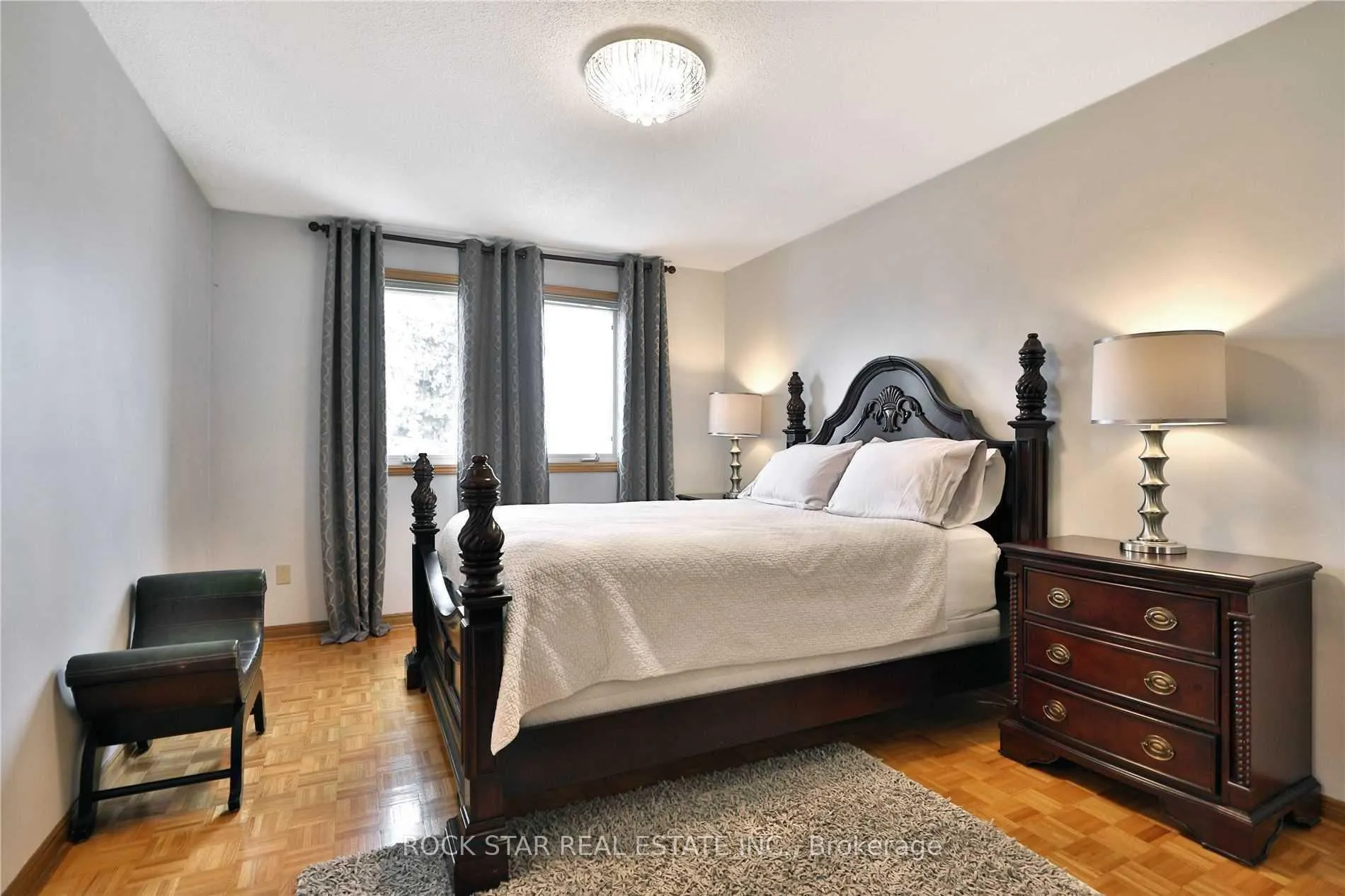 Photo 10 of 886 Wetherby Lane, Mississauga, Rathwood — HOMEH