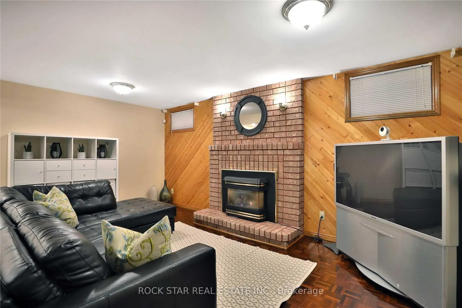 Photo 15 of 886 Wetherby Lane, Mississauga, Rathwood — HOMEH