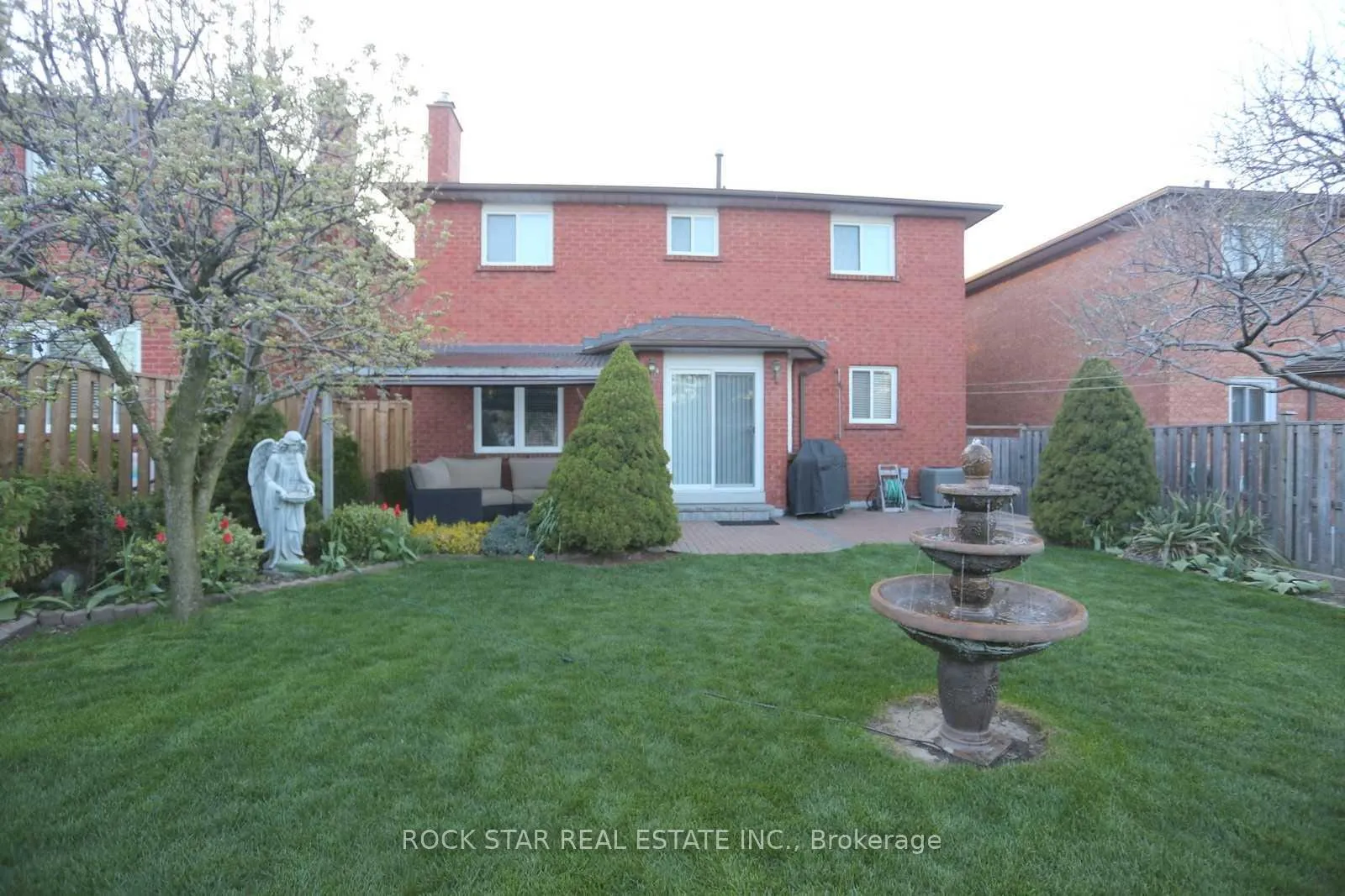Photo 21 of 886 Wetherby Lane, Mississauga, Rathwood — HOMEH