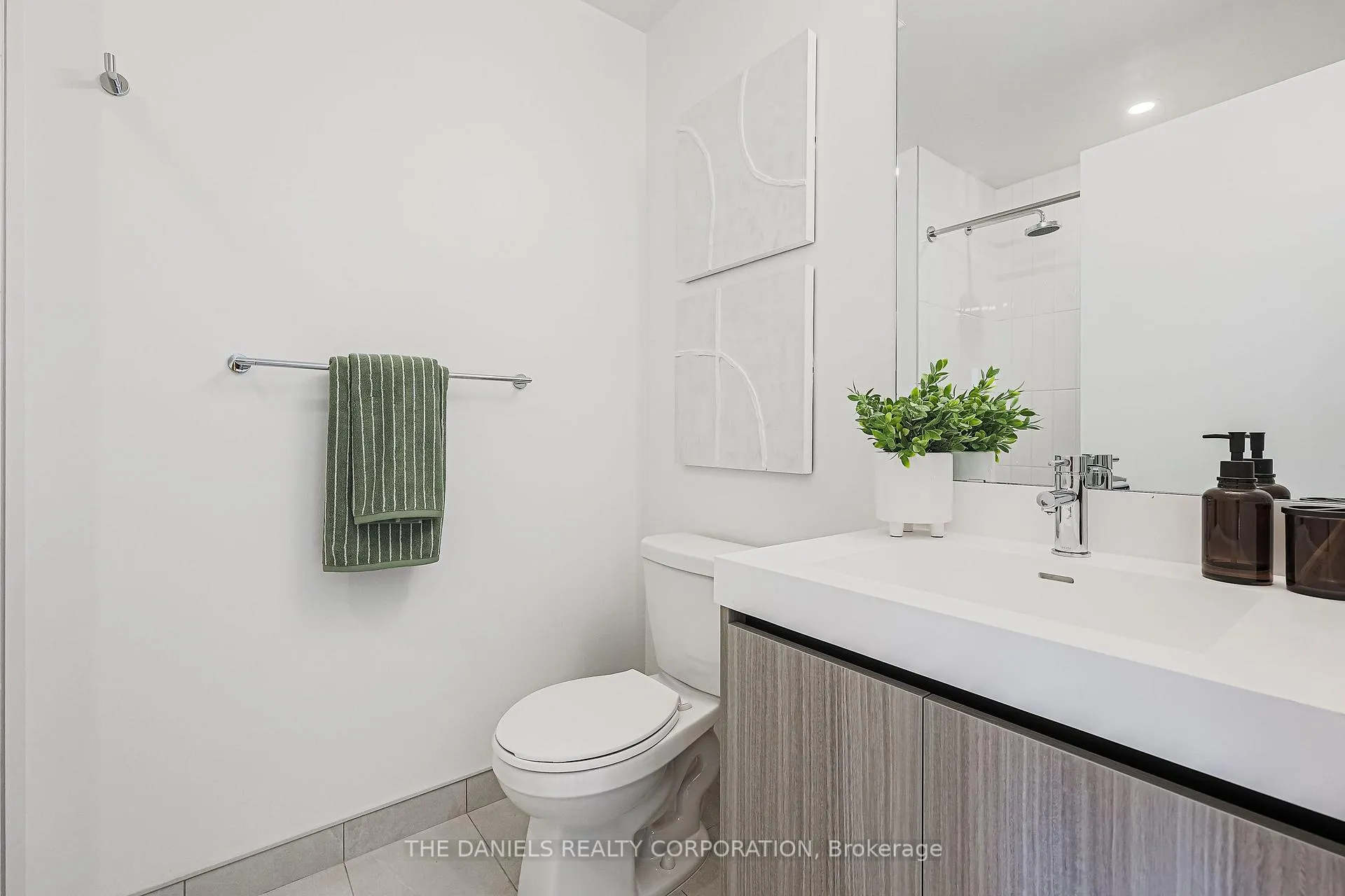 Photo 12 of Unit 1203, 20 All Nations Drive N, Brampton, Northwest Brampton — HOMEH