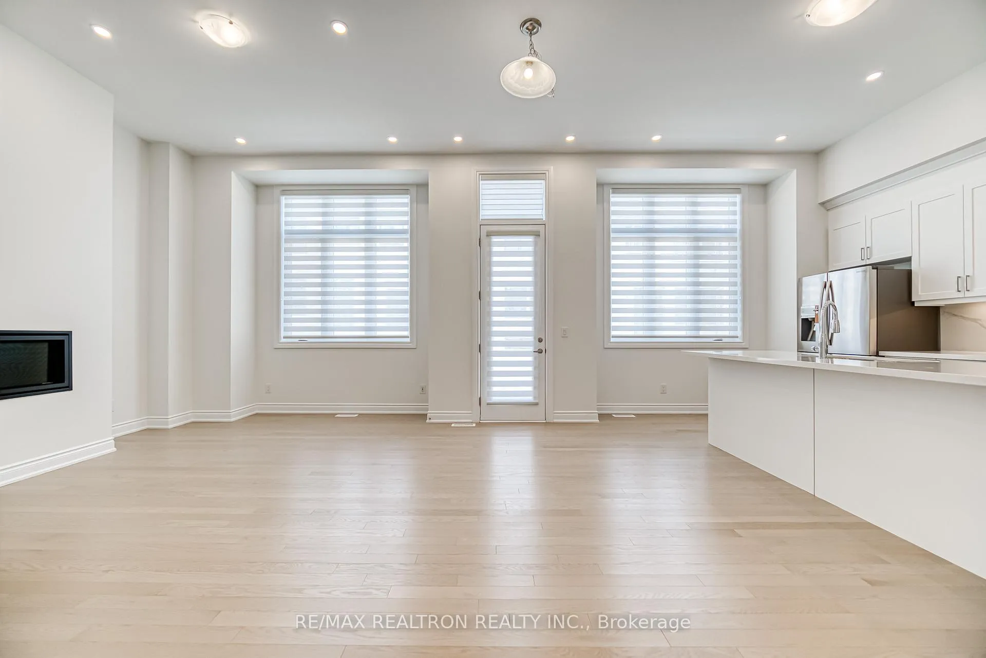Photo 8 of 148 Harvey Bunker Crescent, Markham, Angus Glen — HOMEH