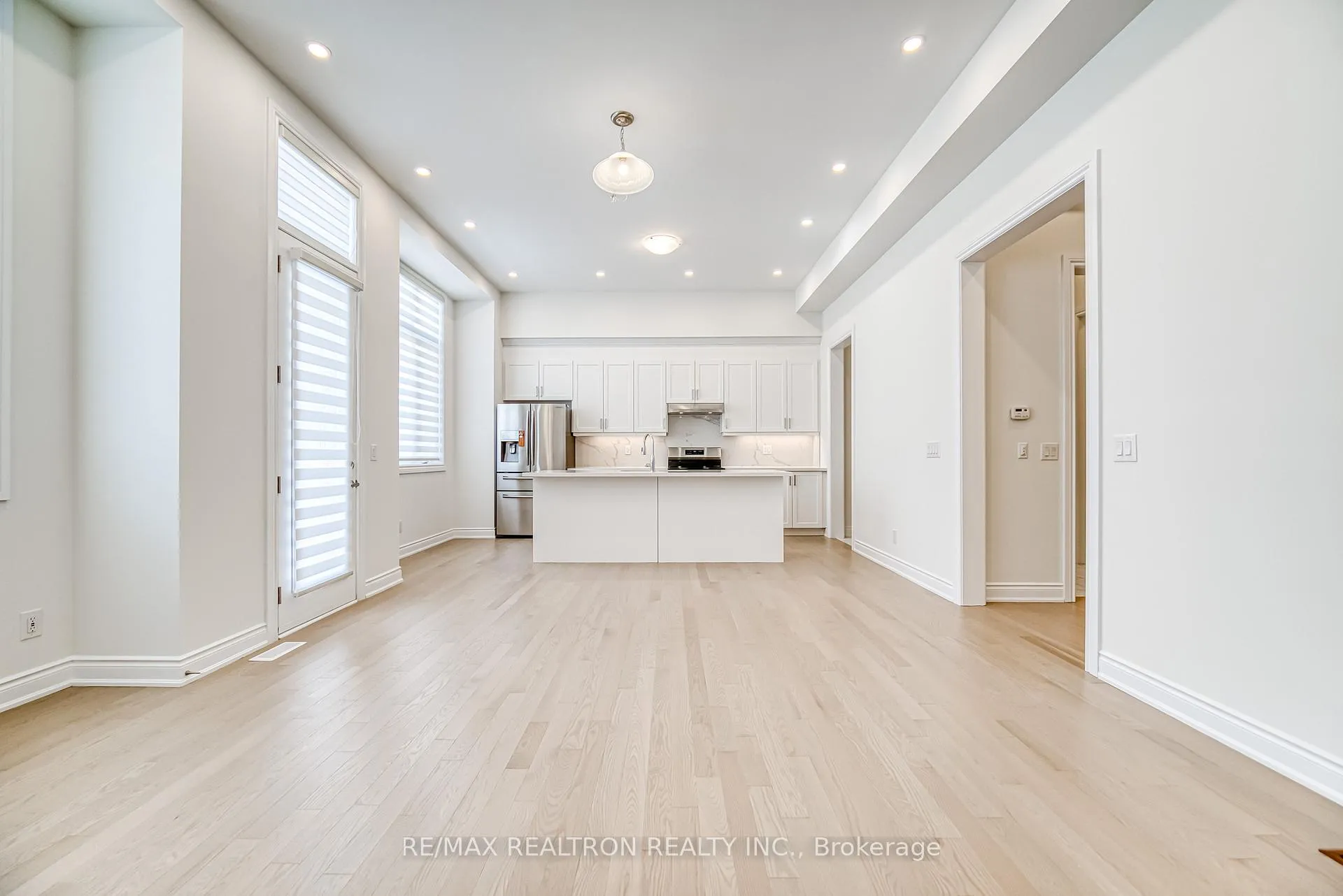 Photo 10 of 148 Harvey Bunker Crescent, Markham, Angus Glen — HOMEH