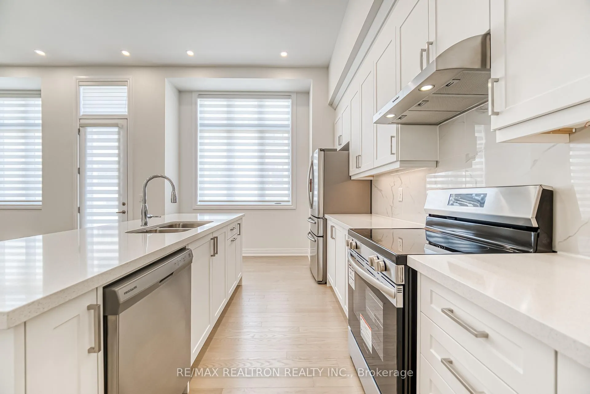 Photo 20 of 148 Harvey Bunker Crescent, Markham, Angus Glen — HOMEH