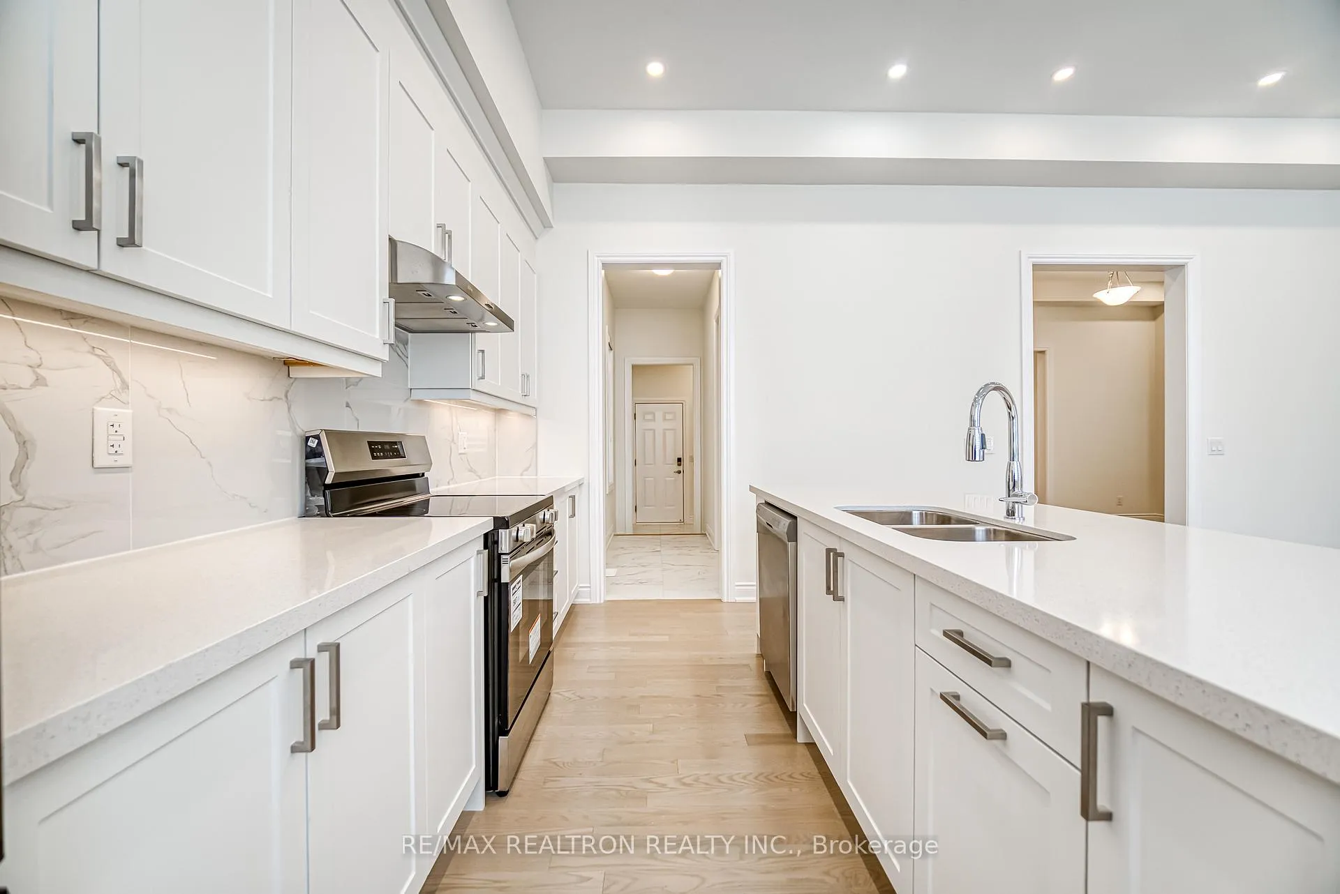 Photo 21 of 148 Harvey Bunker Crescent, Markham, Angus Glen — HOMEH