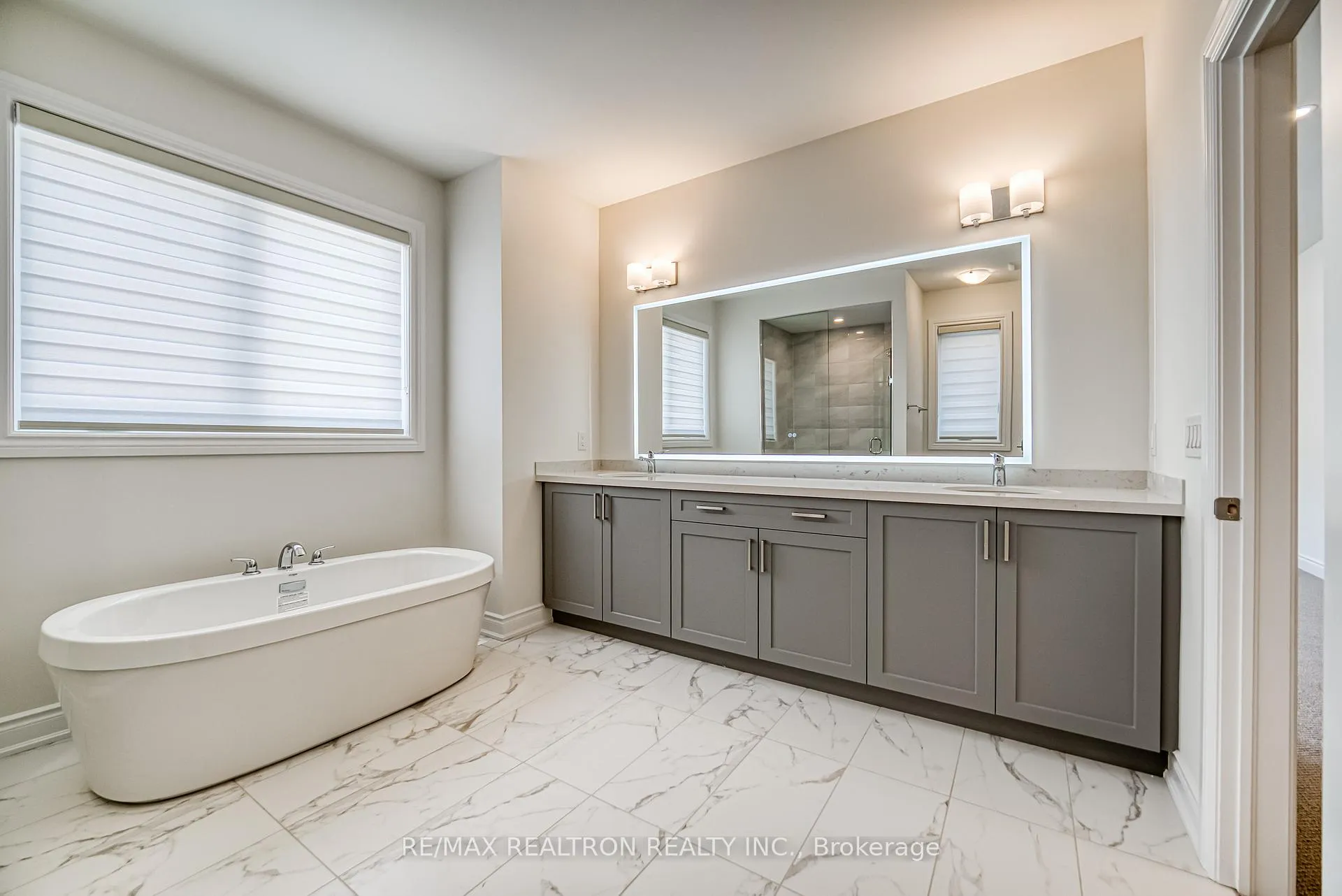 Photo 27 of 148 Harvey Bunker Crescent, Markham, Angus Glen — HOMEH