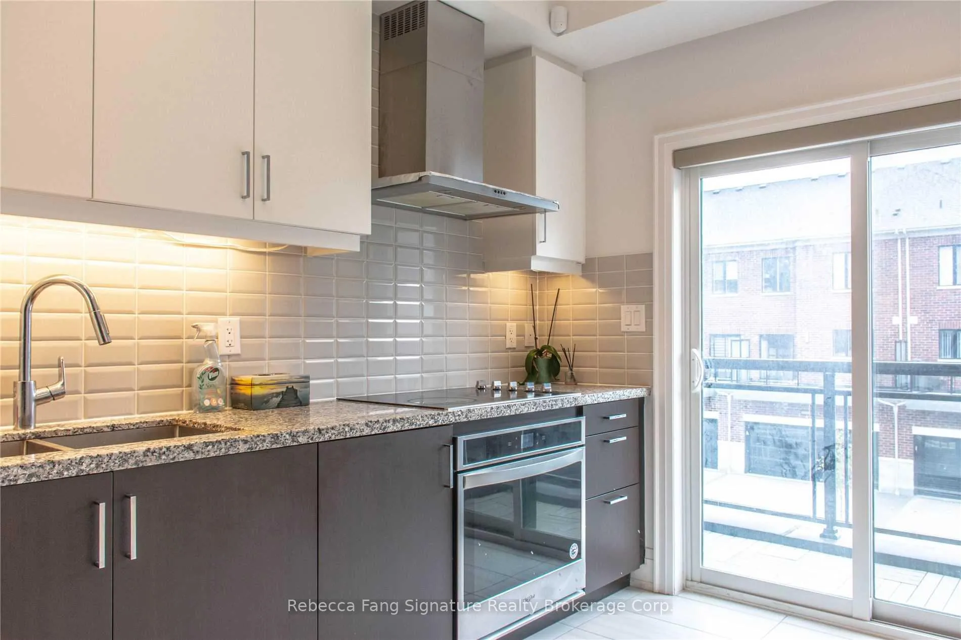 Photo 13 of 97 Feeney Lane, Markham, Commerce Valley — HOMEH