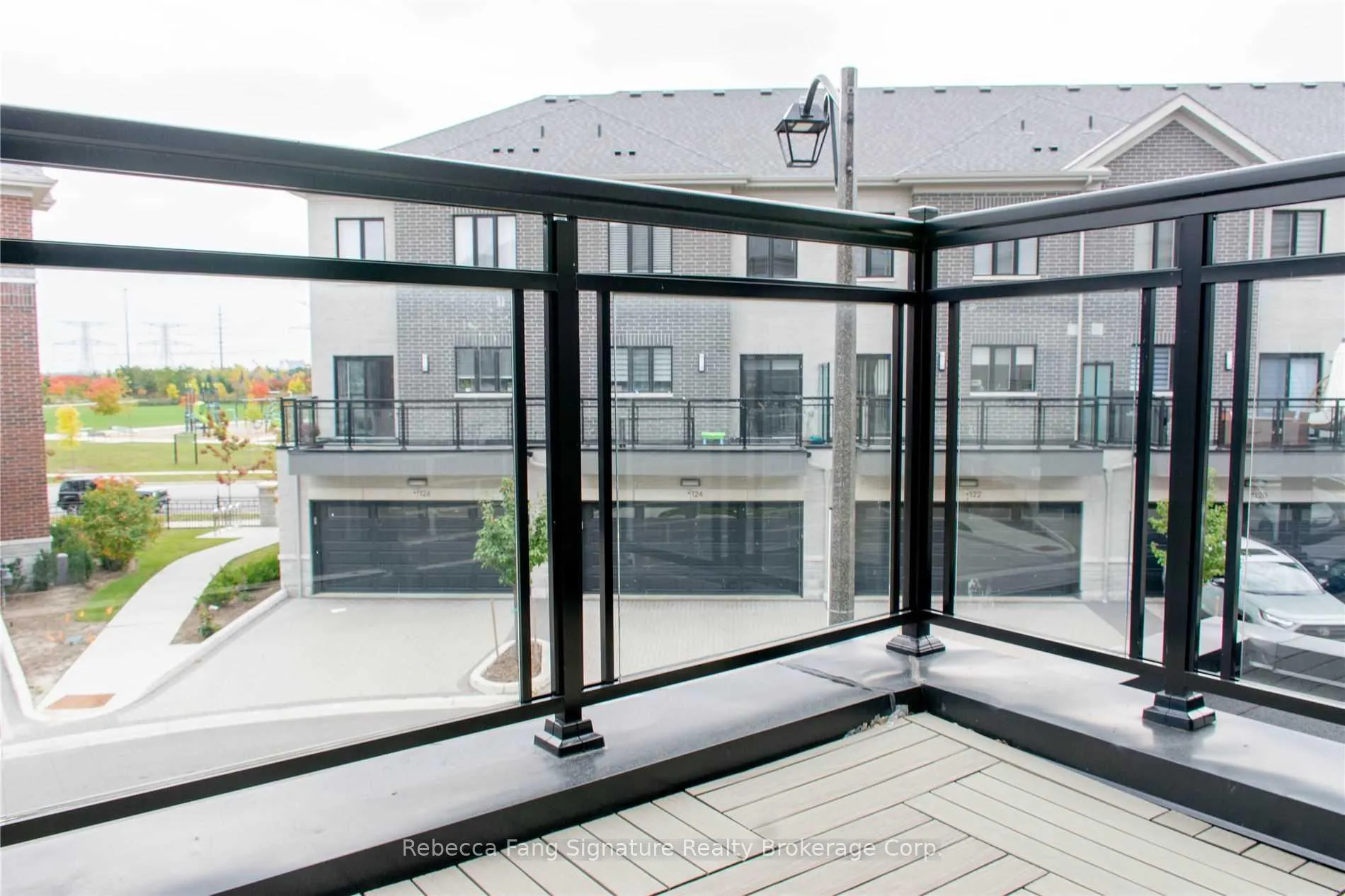 Photo 14 of 97 Feeney Lane, Markham, Commerce Valley — HOMEH