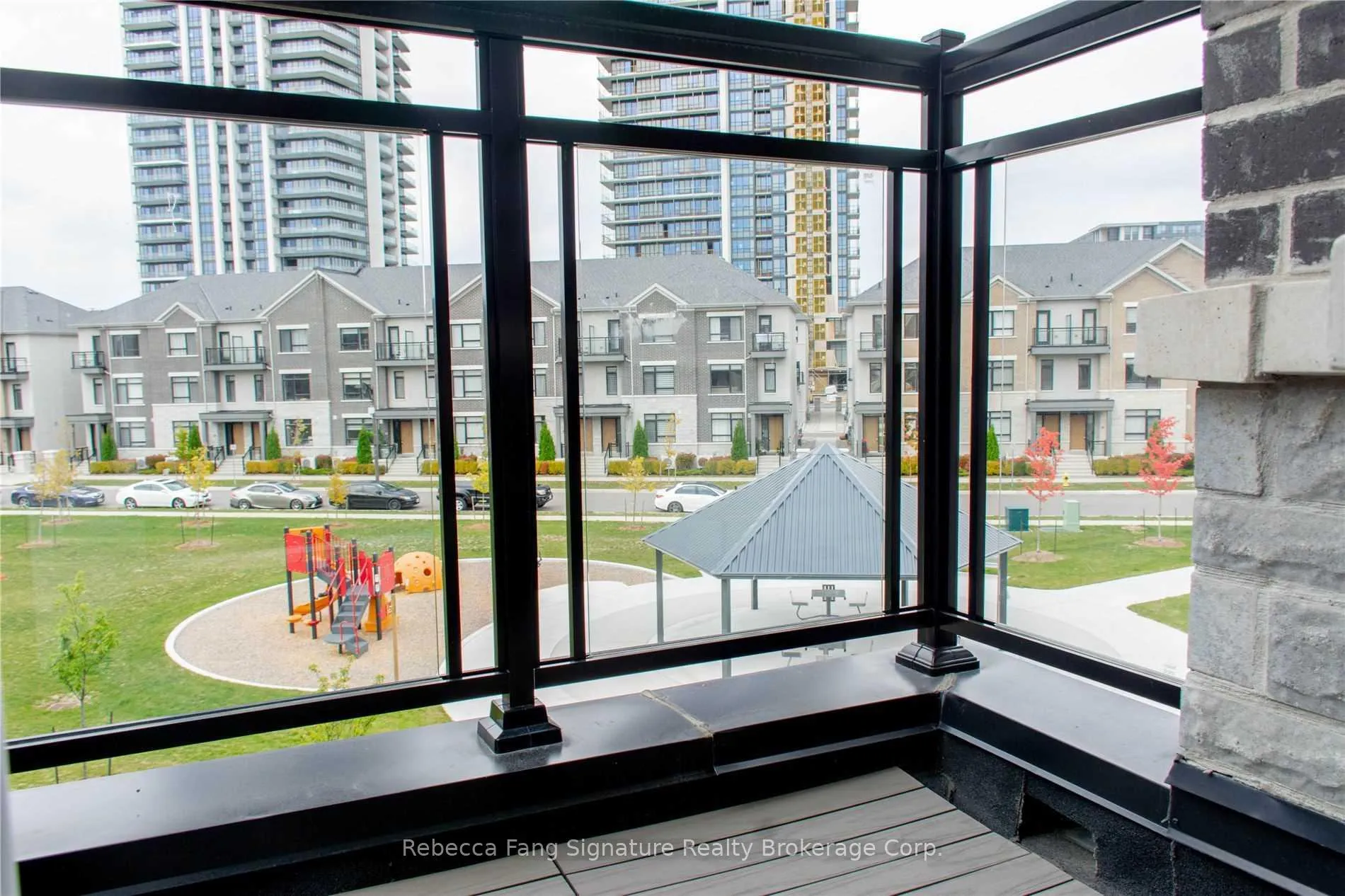 Photo 24 of 97 Feeney Lane, Markham, Commerce Valley — HOMEH