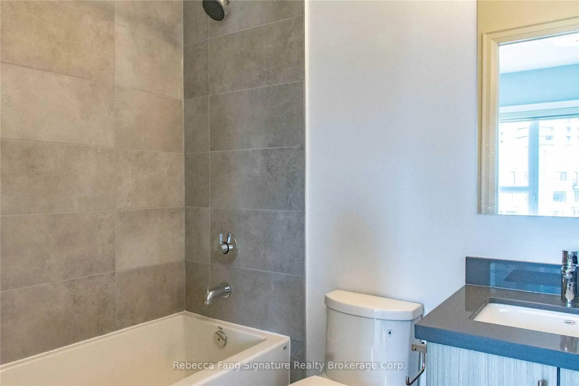 Photo 25 of 97 Feeney Lane, Markham, Commerce Valley — HOMEH