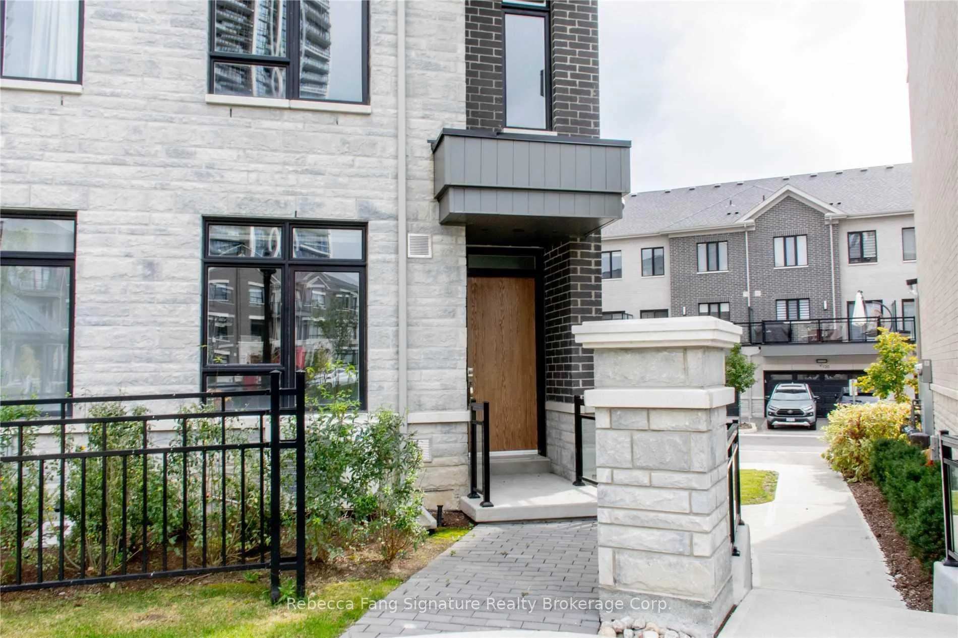 Photo 29 of 97 Feeney Lane, Markham, Commerce Valley — HOMEH