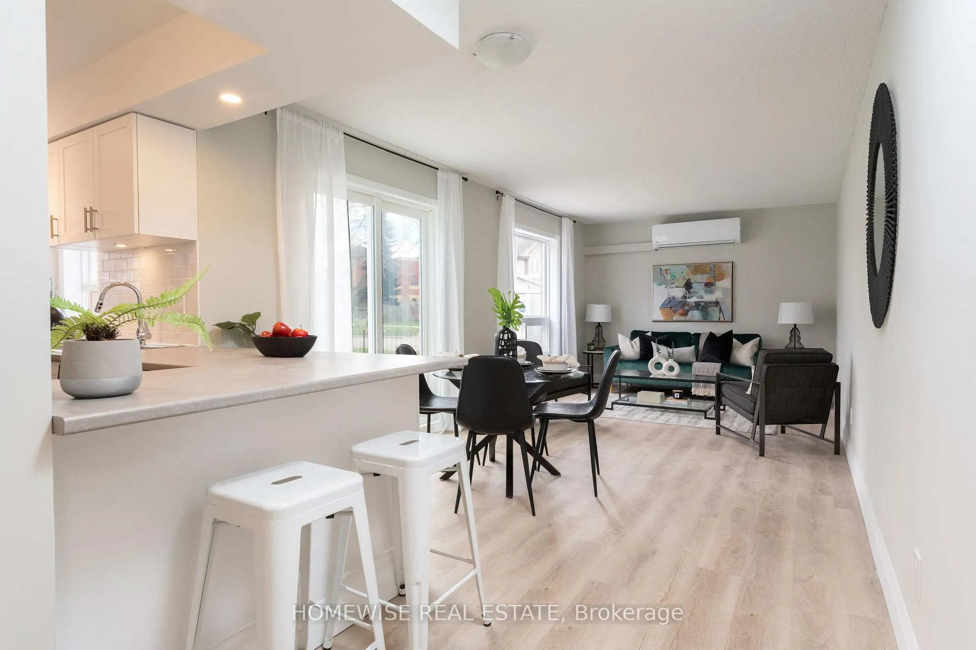 Photo 2 of Unit D3, 240 Ormond Drive, Oshawa, Samac — HOMEH