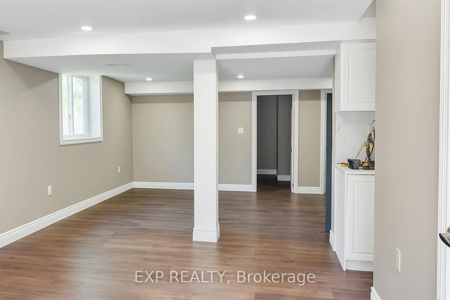 Photo 3 of Unit Lower, 96 Timberlane Crescent, Kitchener, Forest Heights — HOMEH