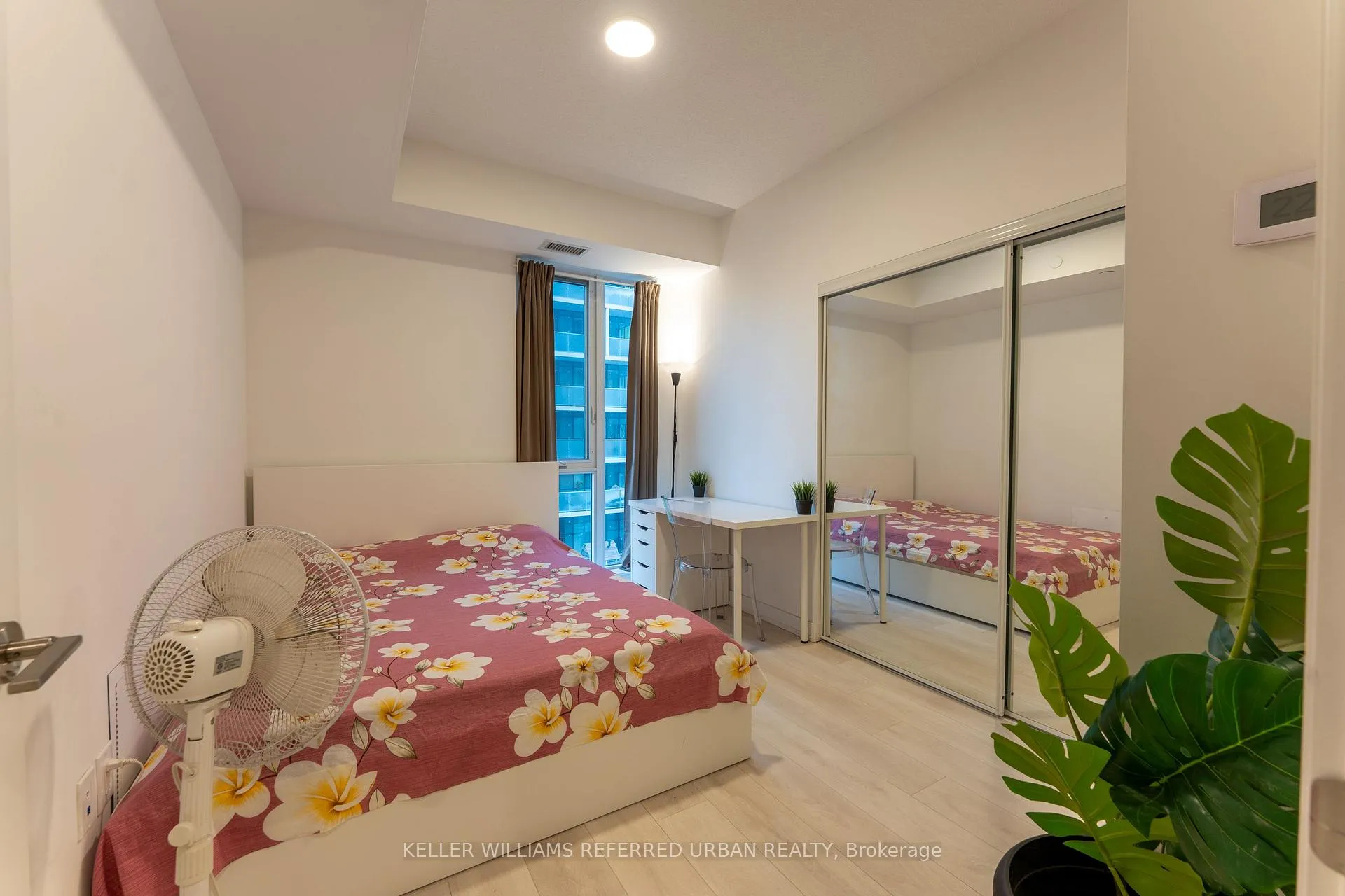 Photo 4 of Unit 611, 225 Sumach Street, Toronto, Regent Park — HOMEH