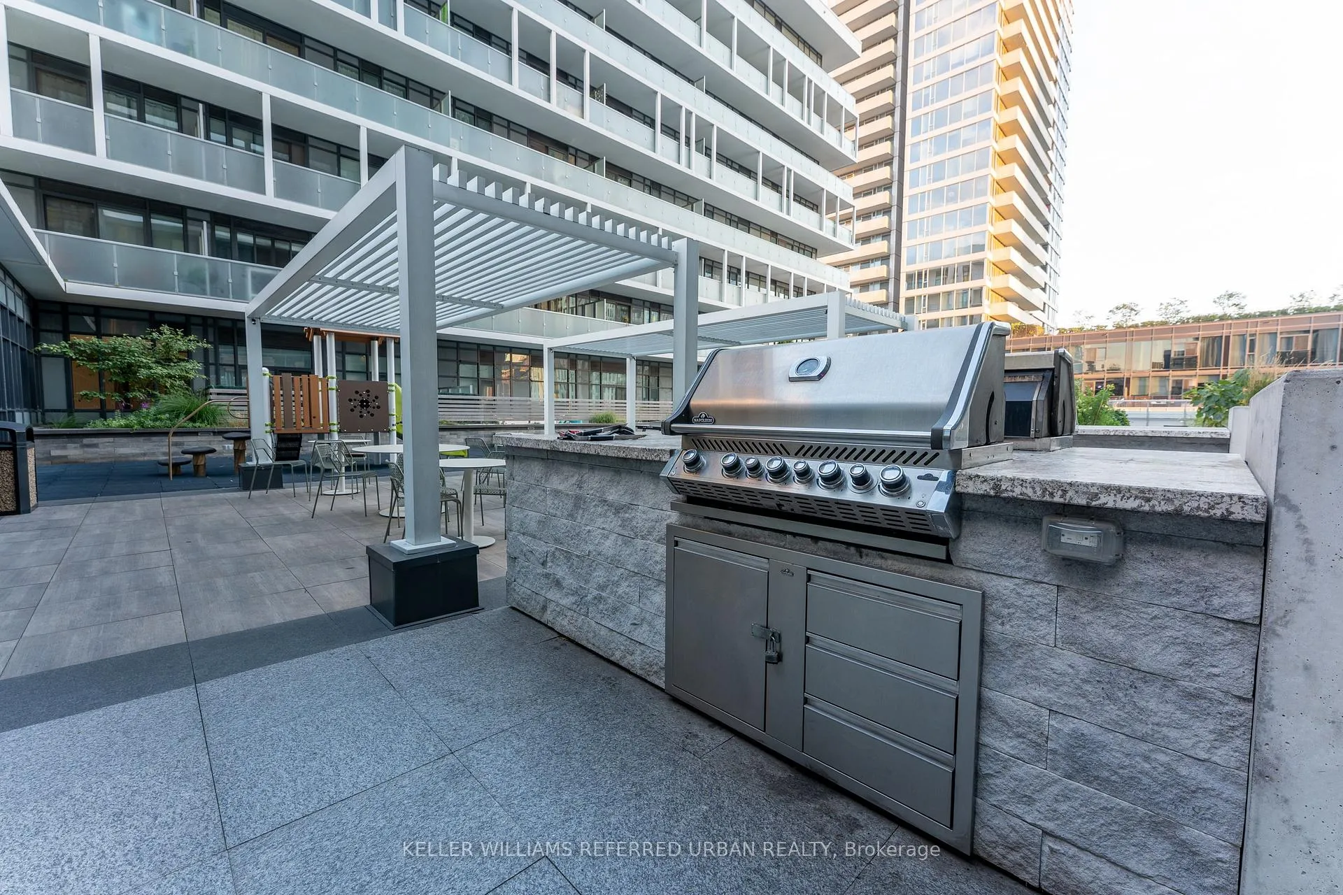 Photo 13 of Unit 611, 225 Sumach Street, Toronto, Regent Park — HOMEH
