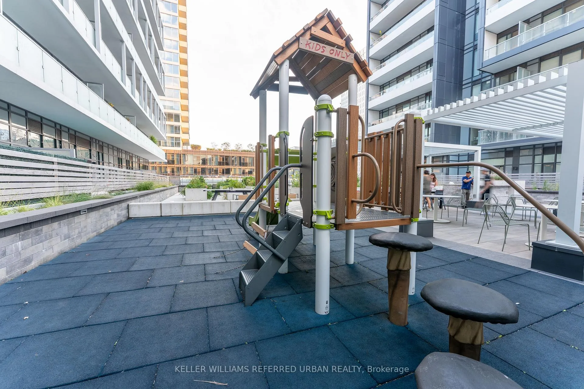 Photo 14 of Unit 611, 225 Sumach Street, Toronto, Regent Park — HOMEH