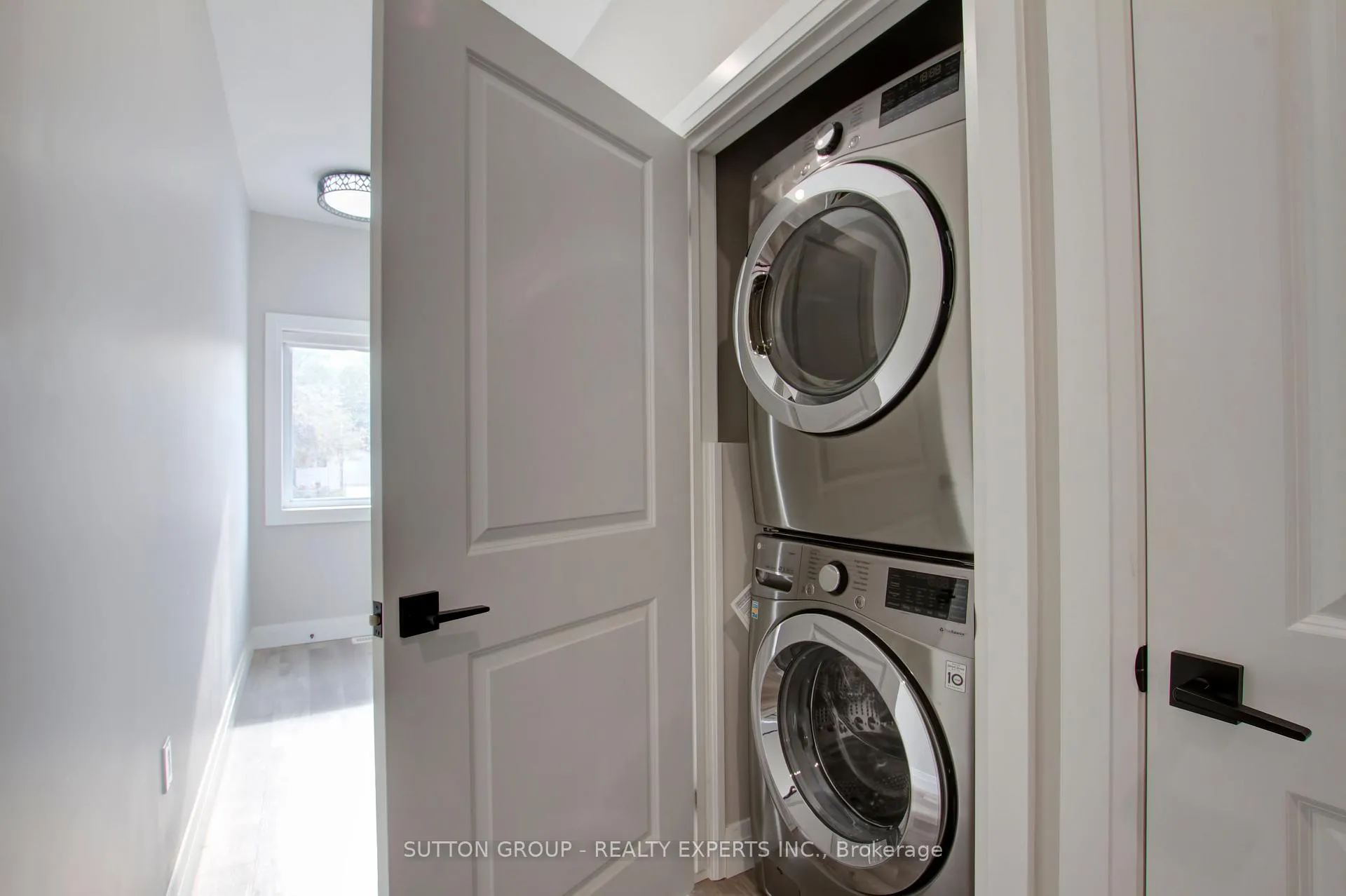 Photo 14 of Unit A, 104 Fifth Avenue, Kitchener — HOMEH