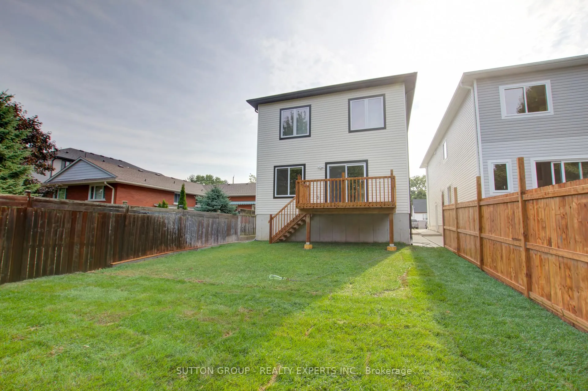 Photo 17 of Unit A, 104 Fifth Avenue, Kitchener — HOMEH