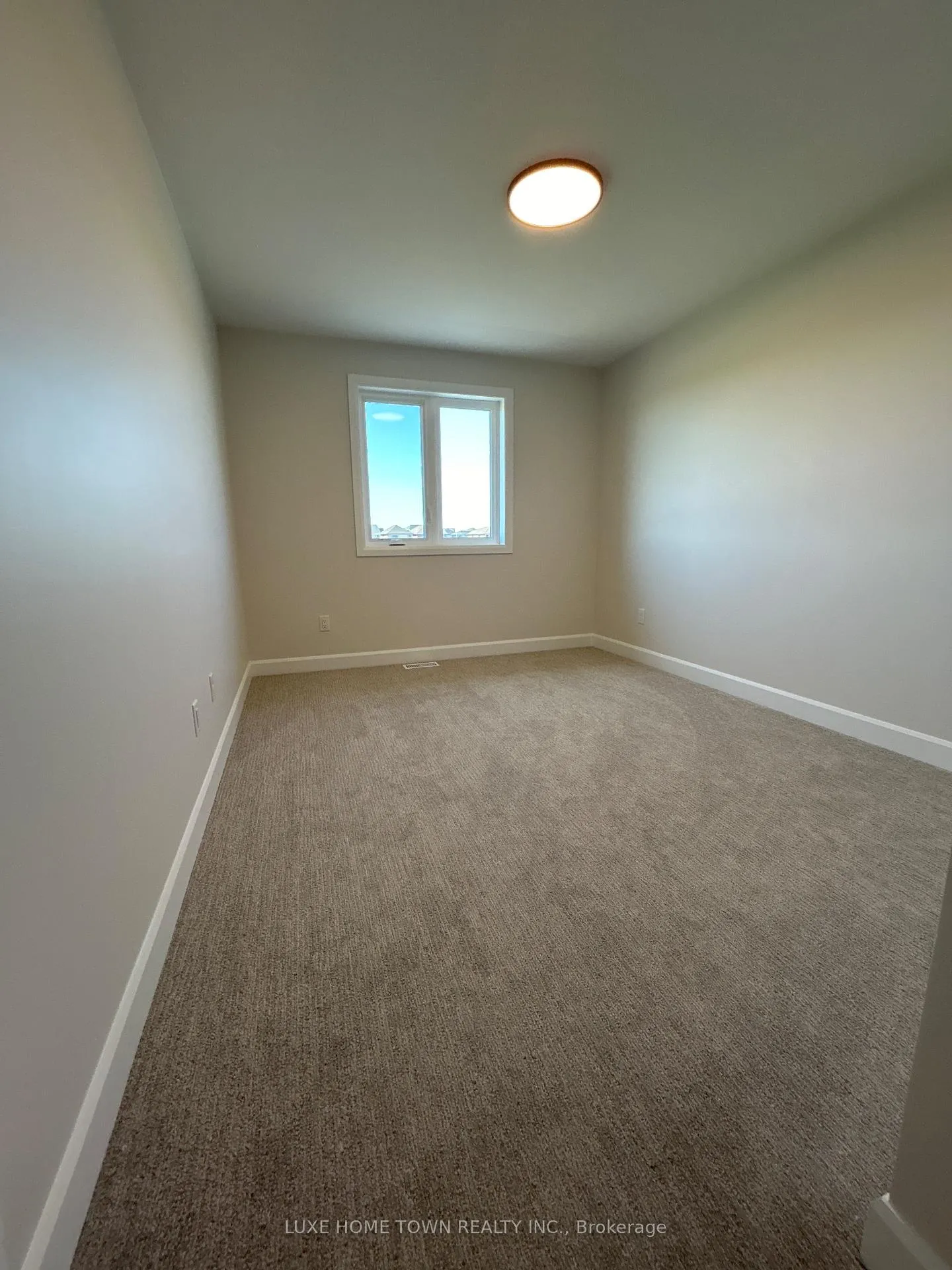 Photo 11 of 69 Harmony Way, Thorold, Allanburg/Thorold South — HOMEH