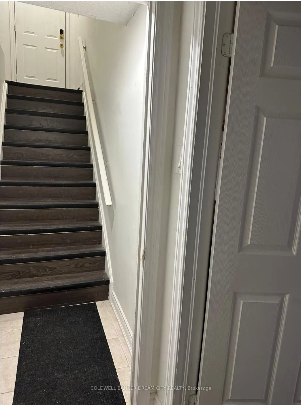 Photo 3 of 24 Tangleridge Boulevard, Brampton, Sandringham-Wellington — HOMEH