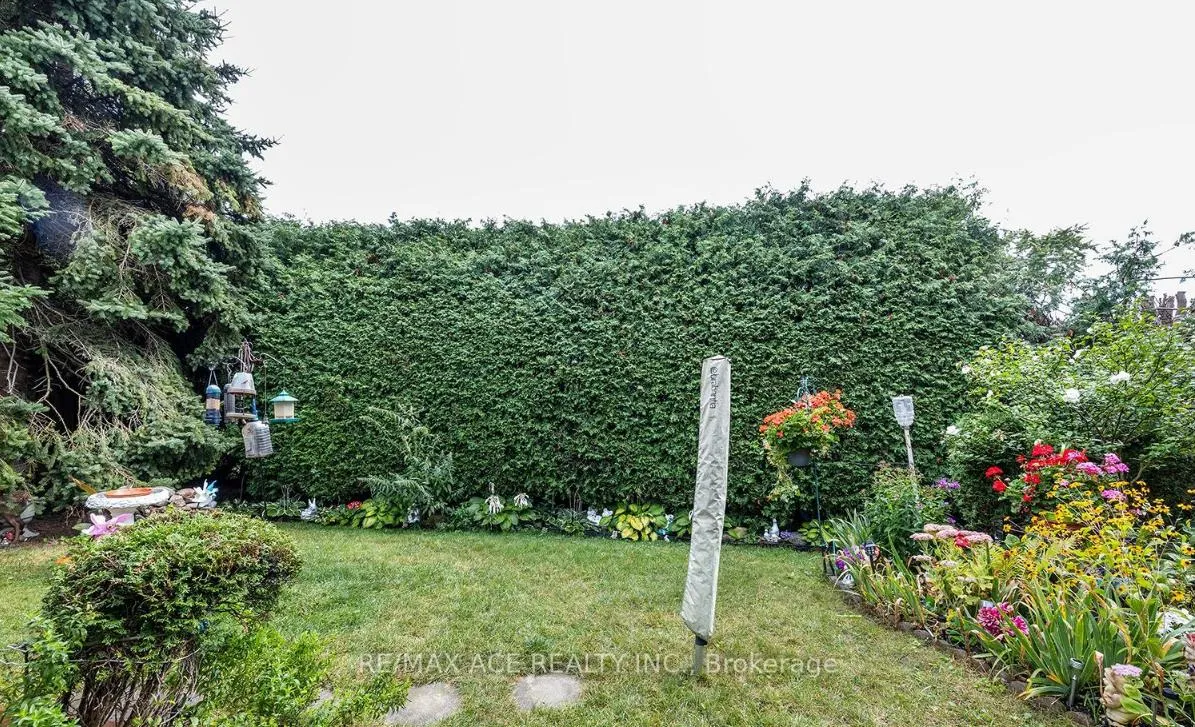 Photo 19 of Unit Main, 3 Springsyde Street, Whitby, Blue Grass Meadows — HOMEH