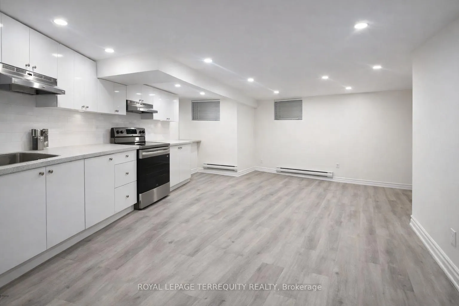 Photo 2 of Unit 2, 29 Khedive Avenue, Toronto, Englemount-Lawrence — HOMEH