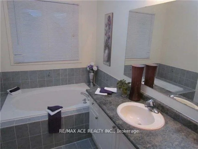 Photo 7 of Unit Main, 1998 Calvington Drive, Pickering, Highbush — HOMEH
