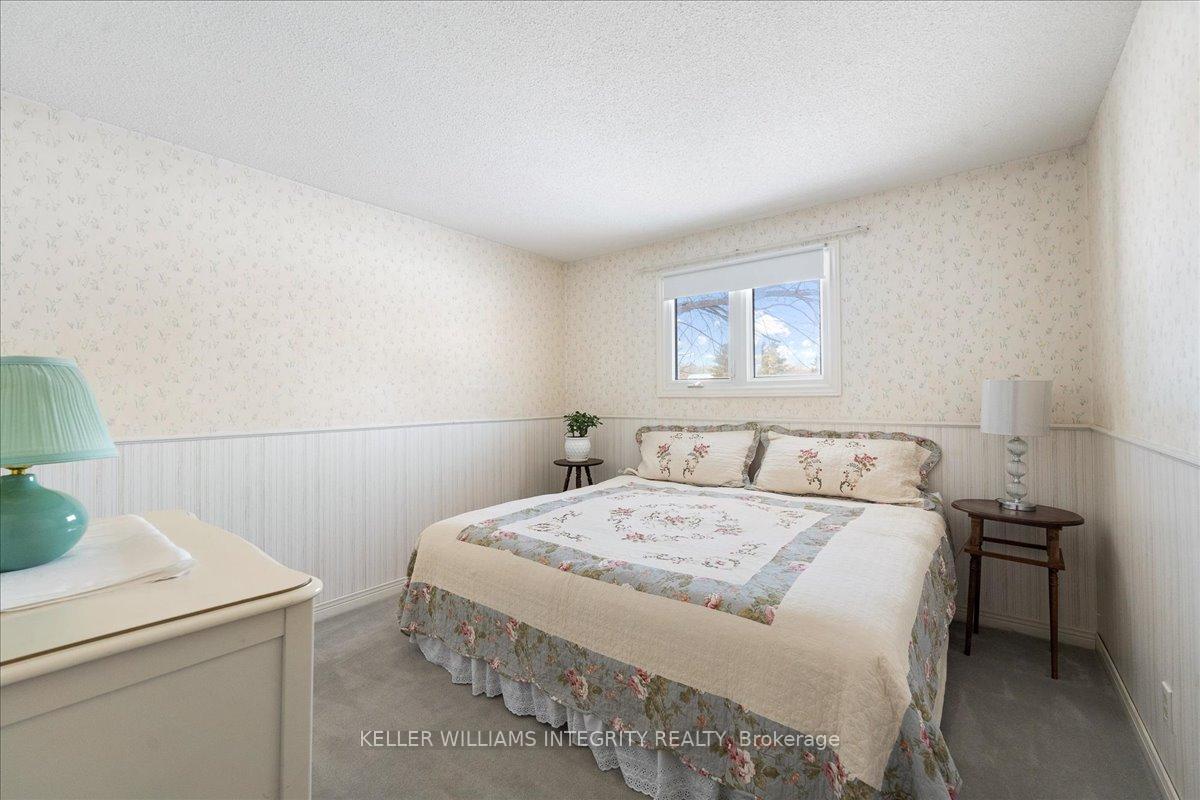 Photo 13 of 1309 Thomas A Dolan Parkway, Ottawa, Dunrobin — HOMEH