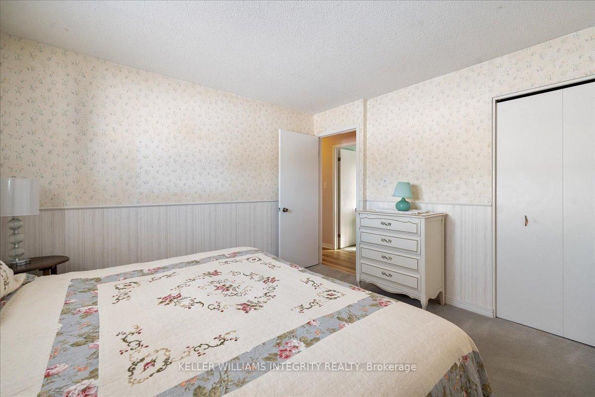 Photo 14 of 1309 Thomas A Dolan Parkway, Ottawa, Dunrobin — HOMEH