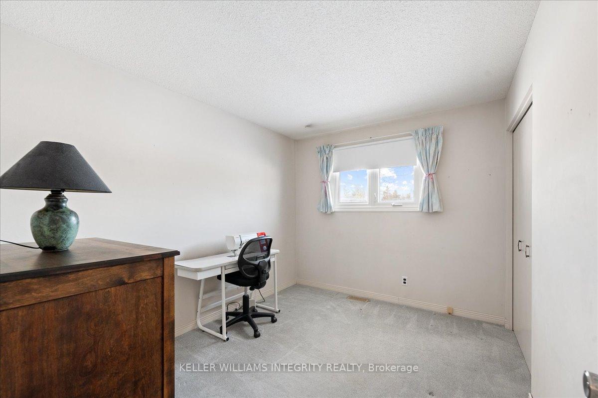 Photo 15 of 1309 Thomas A Dolan Parkway, Ottawa, Dunrobin — HOMEH