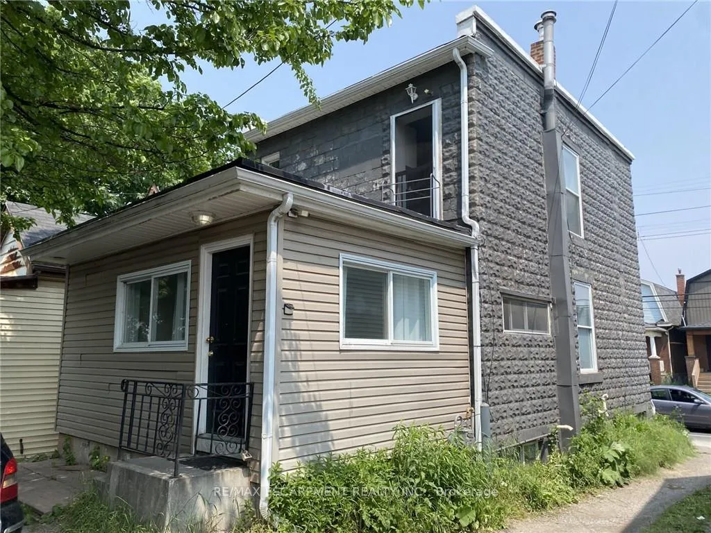 Photo 2 of Unit MAIN, 1164 Cannon Street E, Hamilton, Crown Point — HOMEH