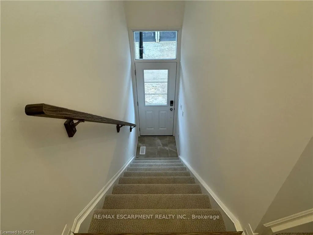 Photo 16 of Unit 23, 120 Court Drive, Brant, Paris — HOMEH