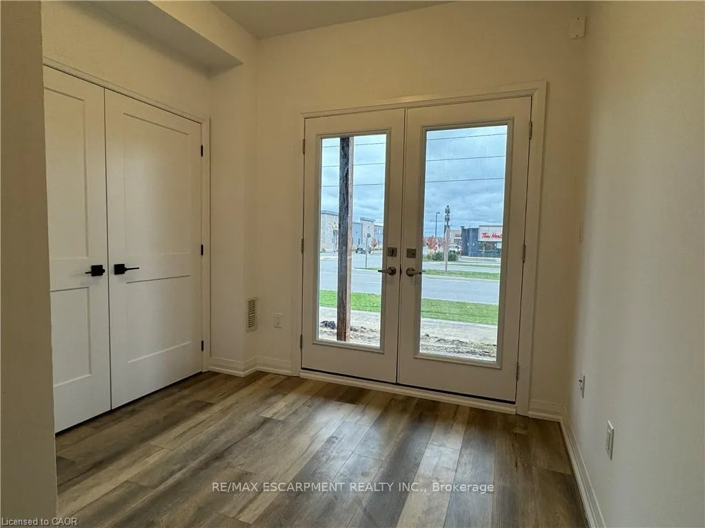 Photo 18 of Unit 23, 120 Court Drive, Brant, Paris — HOMEH