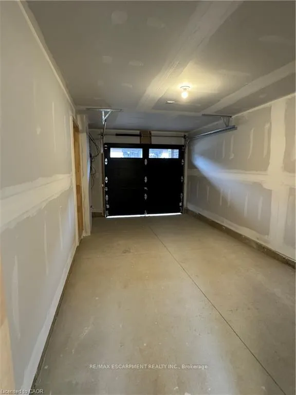 Photo 19 of Unit 23, 120 Court Drive, Brant, Paris — HOMEH