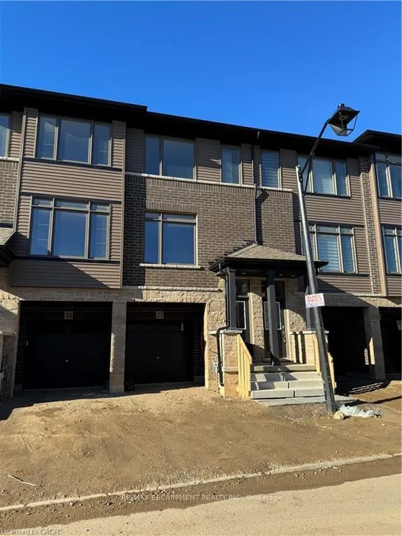 Photo 20 of Unit 23, 120 Court Drive, Brant, Paris — HOMEH