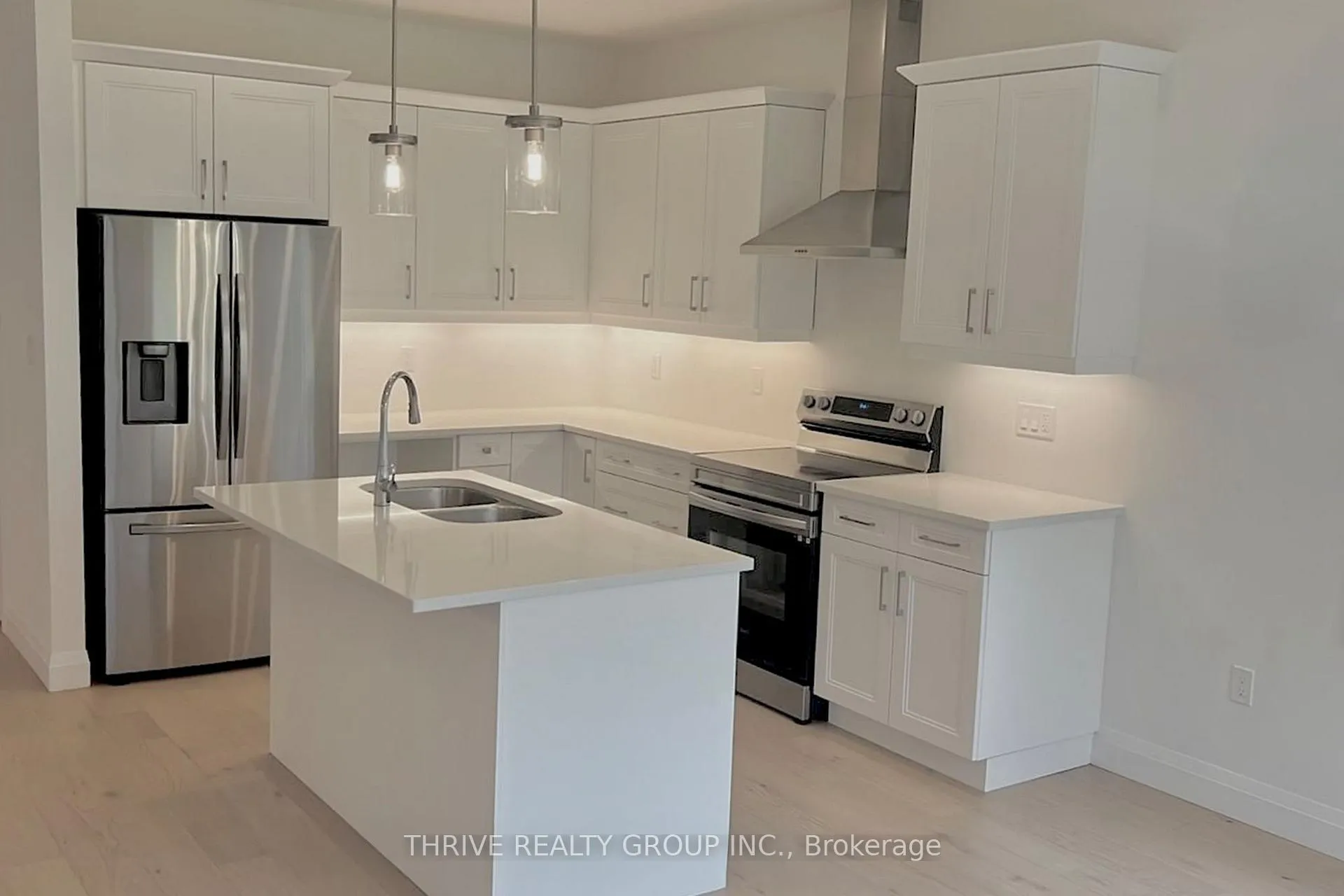 Photo 4 of 11 Basil Crescent, Middlesex Centre, Ilderton — HOMEH