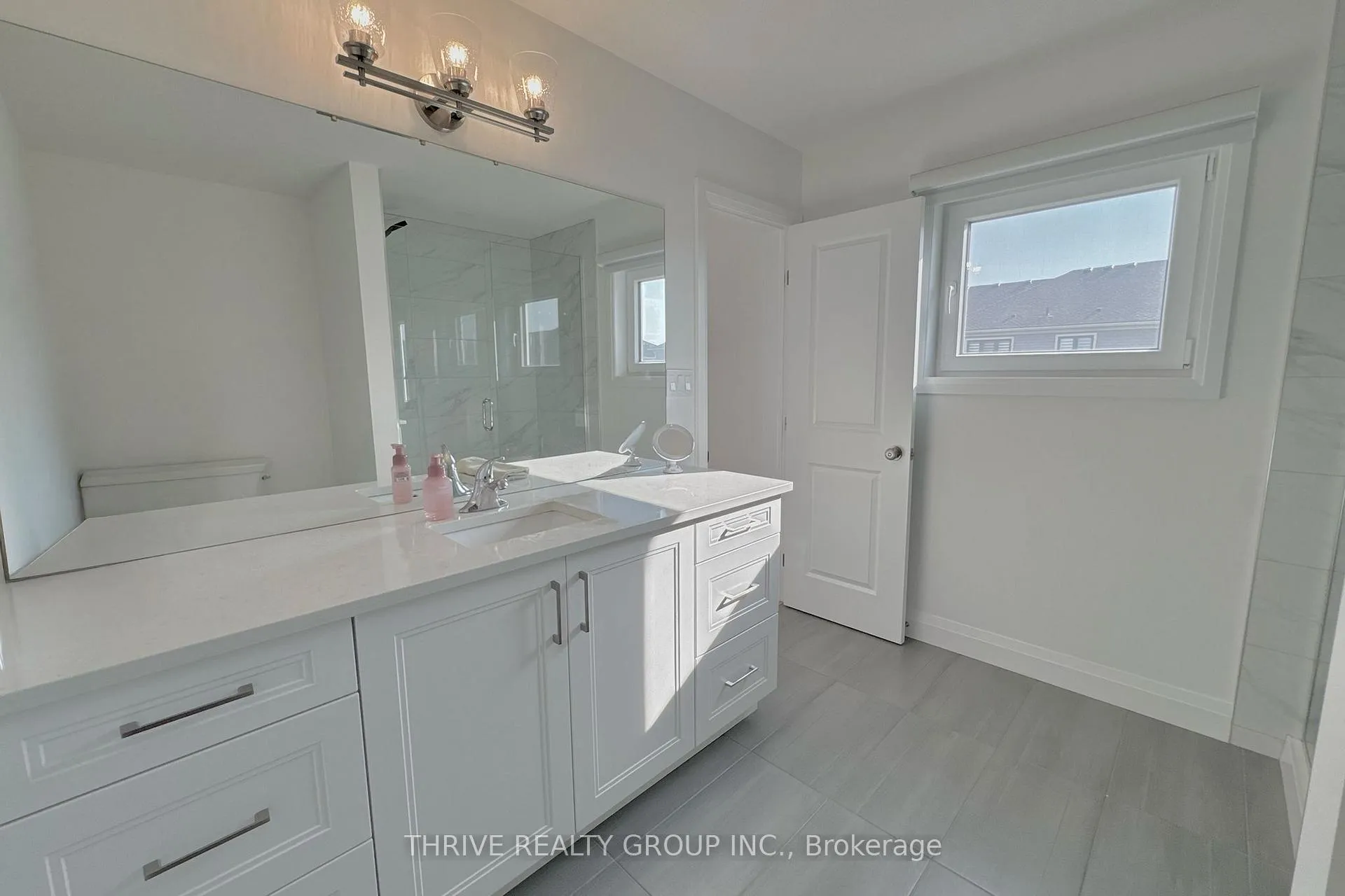 Photo 12 of 11 Basil Crescent, Middlesex Centre, Ilderton — HOMEH