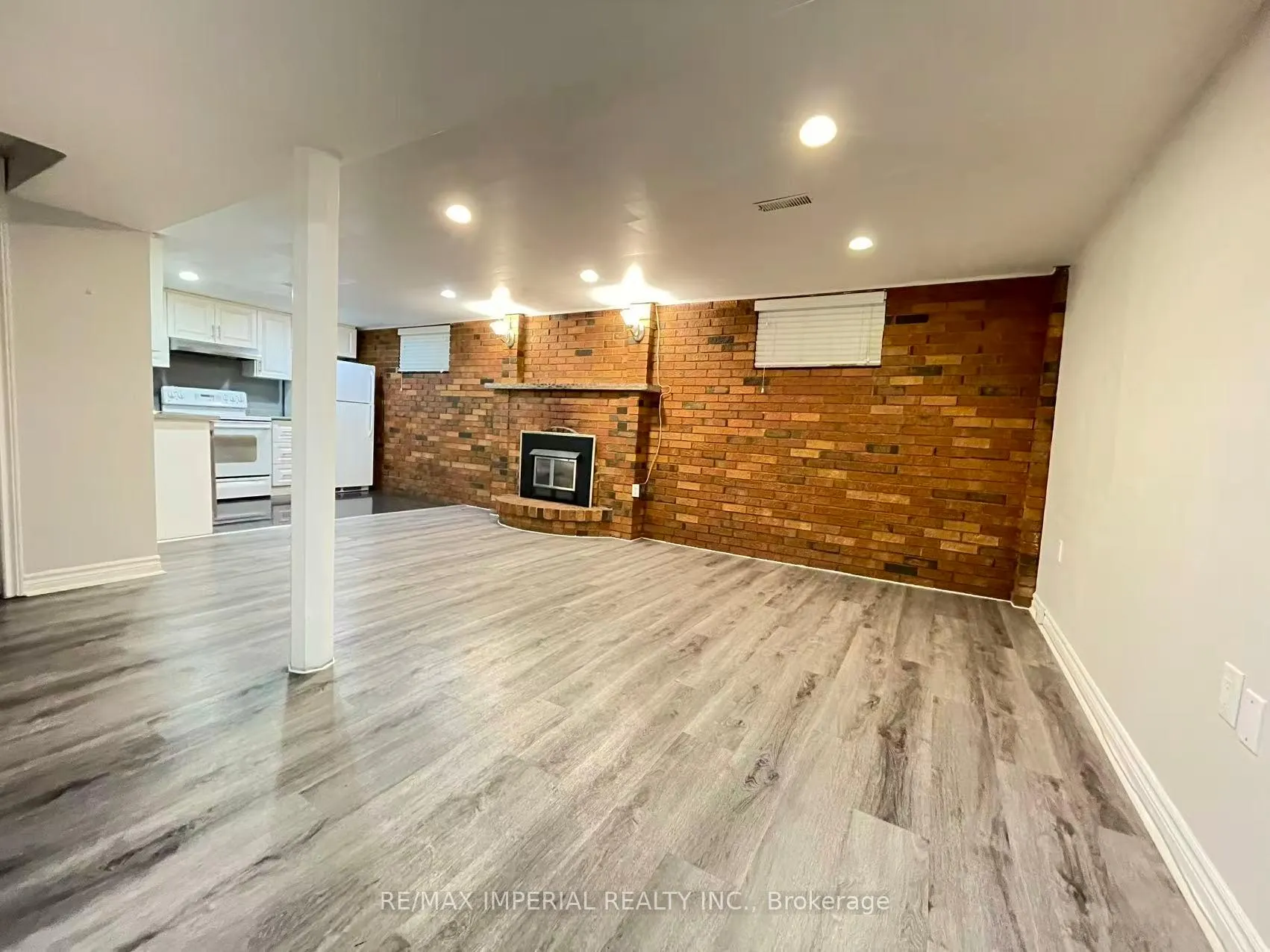 Photo 4 of Unit Basement, 11 Queensbury Drive, Hamilton, Quinndale — HOMEH