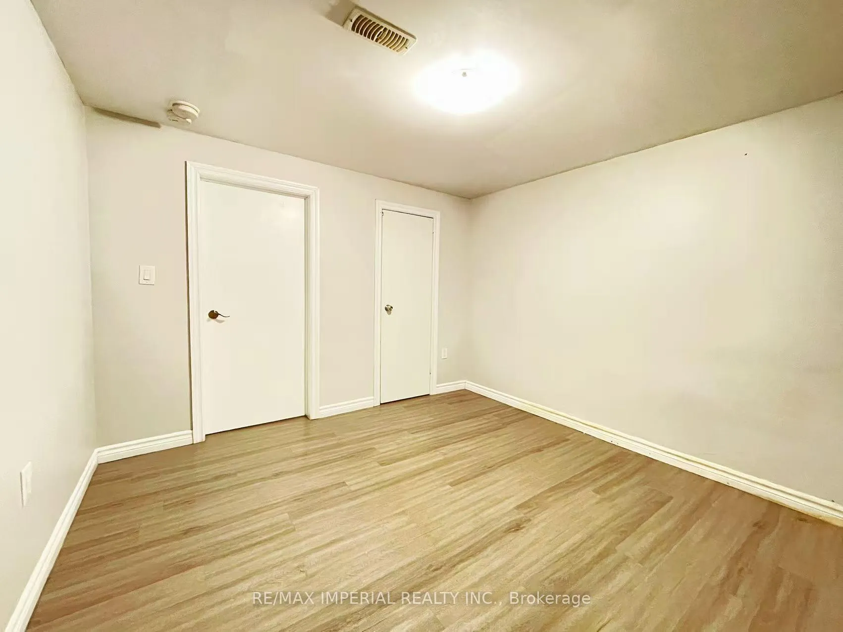Photo 9 of Unit Basement, 11 Queensbury Drive, Hamilton, Quinndale — HOMEH