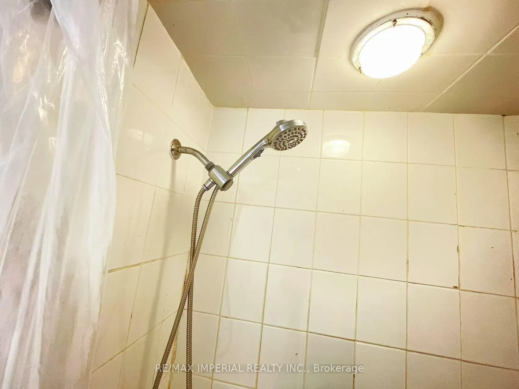 Photo 14 of Unit Basement, 11 Queensbury Drive, Hamilton, Quinndale — HOMEH
