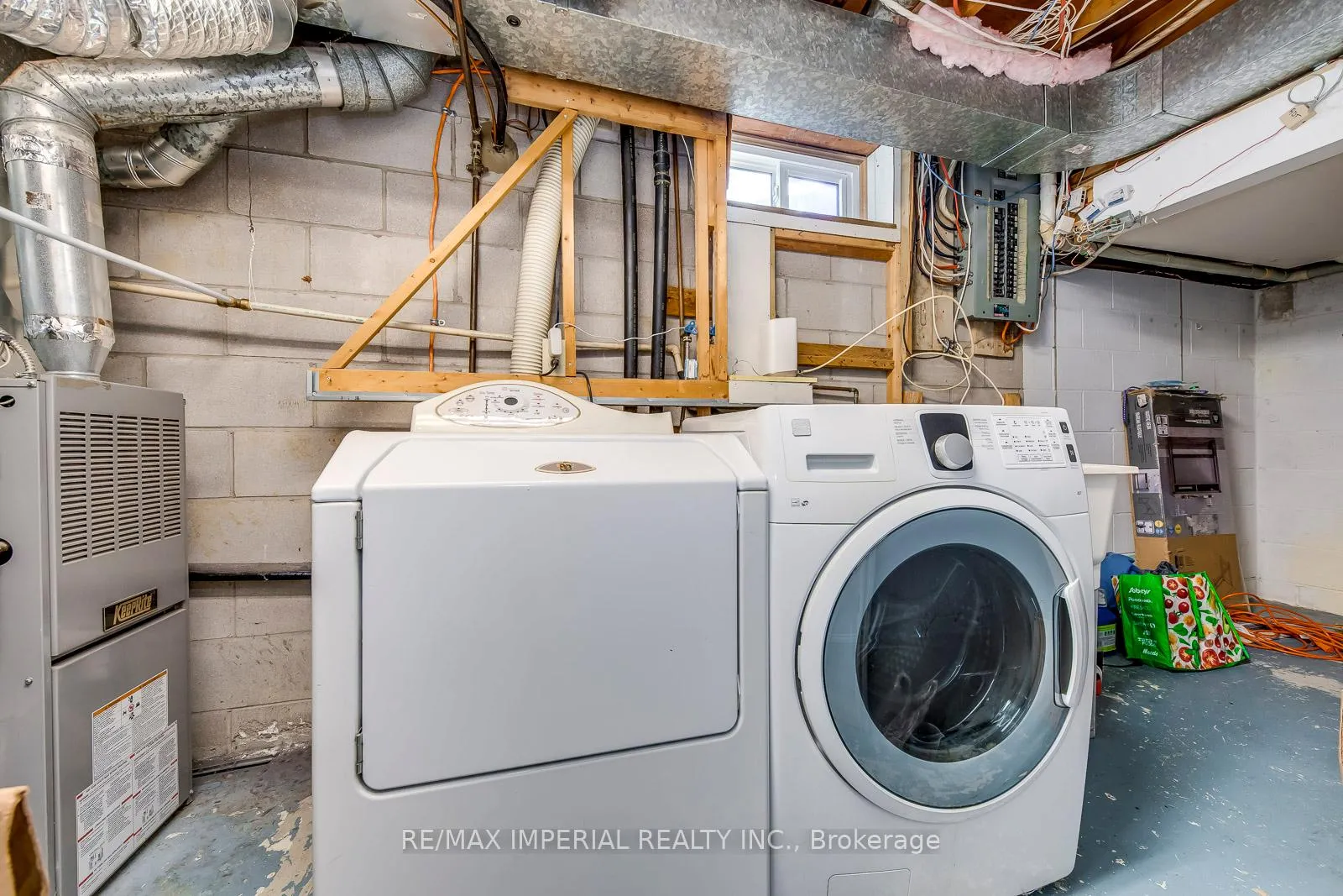 Photo 15 of Unit Basement, 11 Queensbury Drive, Hamilton, Quinndale — HOMEH