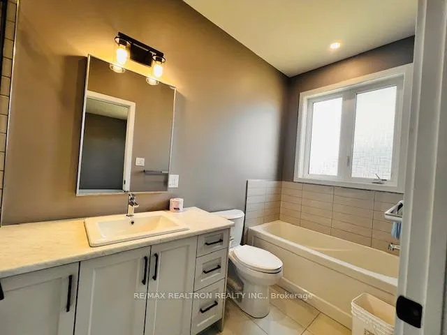 Photo 14 of 52 Summit Crescent, Belleville, Belleville Ward — HOMEH