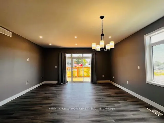 Photo 31 of 52 Summit Crescent, Belleville, Belleville Ward — HOMEH