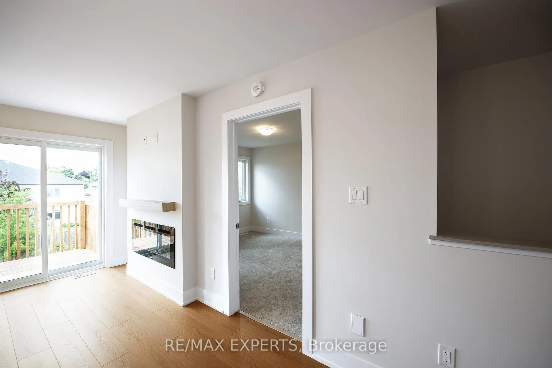 Photo 10 of 98 Whitcomb Crescent, Smiths Falls — HOMEH