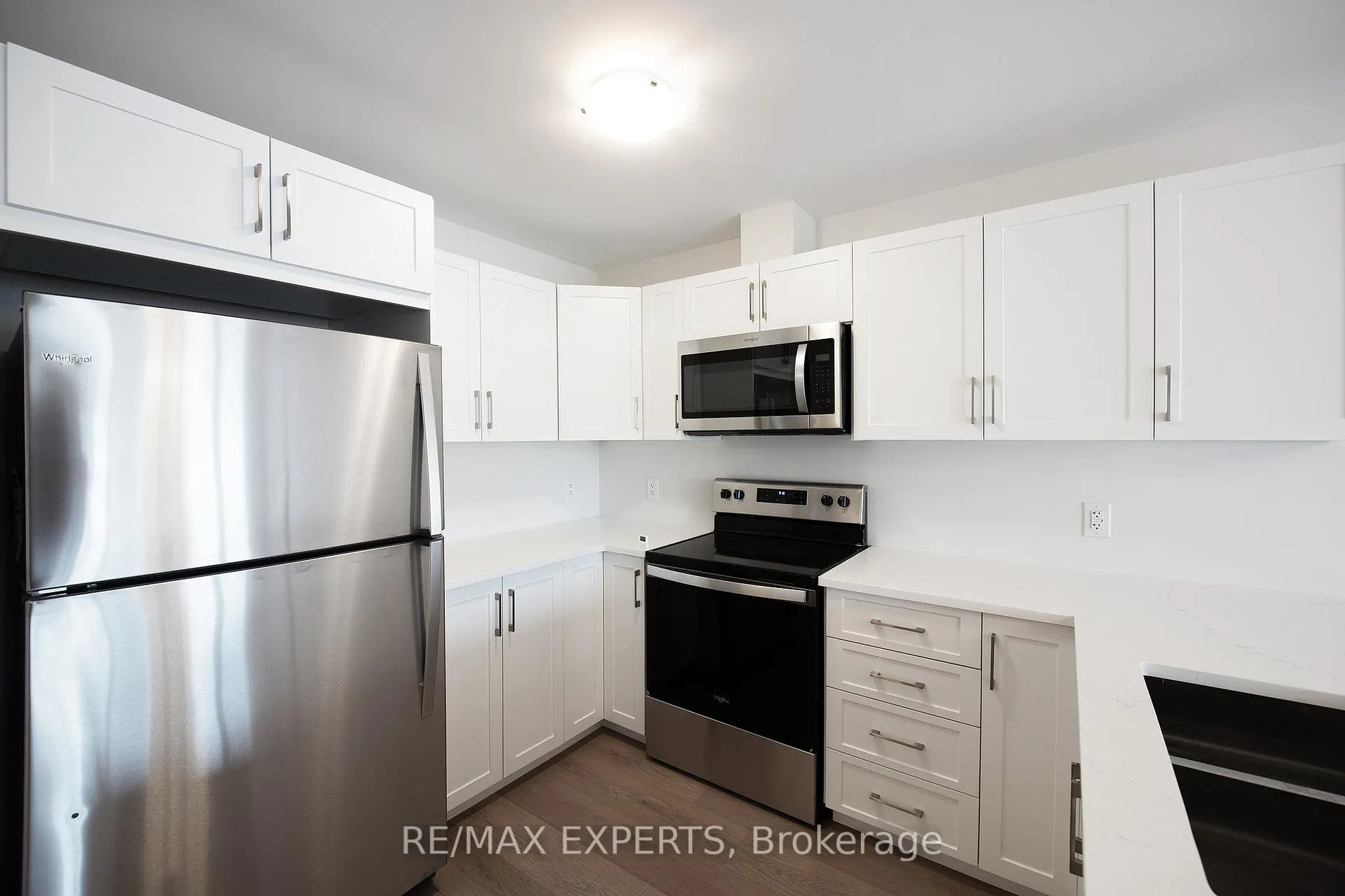 Photo 14 of 98 Whitcomb Crescent, Smiths Falls — HOMEH